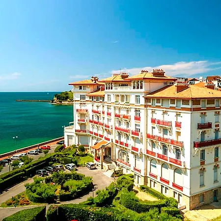 T2 A Pied De Sur Ancien Chic, Samedi A Samedi Apartment *